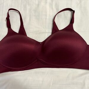 Cacique bra, burgundy size 42D wireless 3 hooks